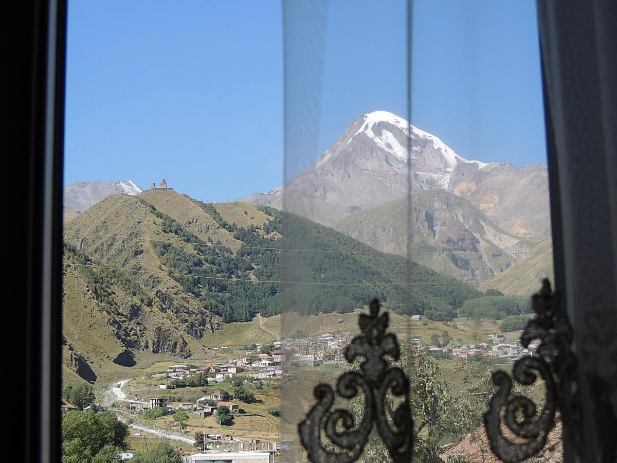 Nino Khetaguri Guest House Kazbegi Exterior foto